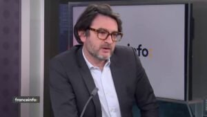 Photo de Erwan Balanant qui propose de supprimer le suffrage universel direct du Président de la République française